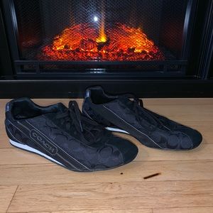 Black Coach Hilary 10 1/2M